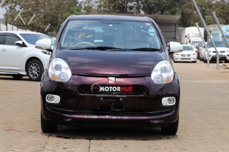 Toyota Passo 2015