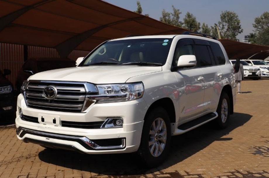 Toyota Land Cruiser V8 2016