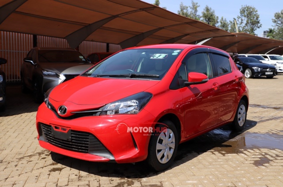 Toyota Vitz 2016