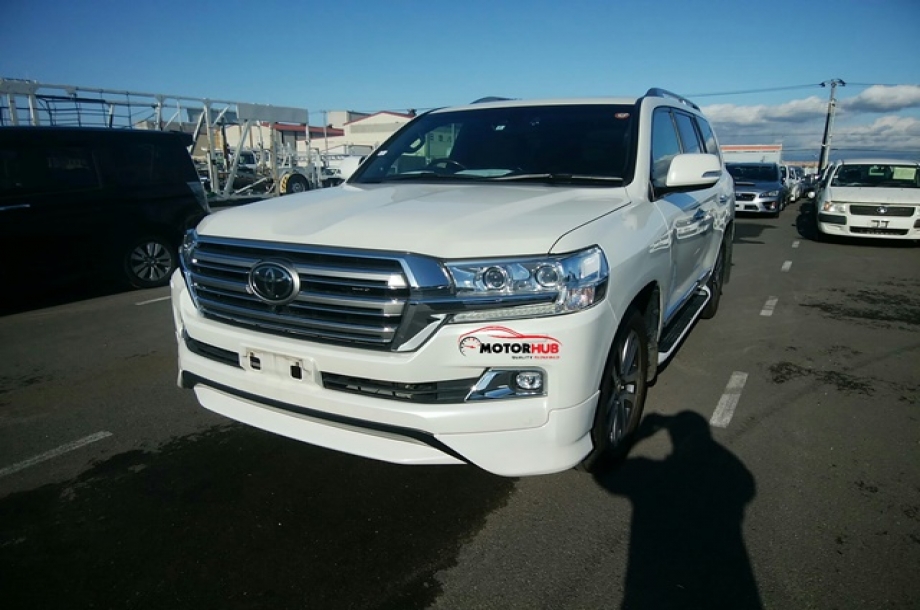 Toyota Land Cruiser V8 ZX 2015