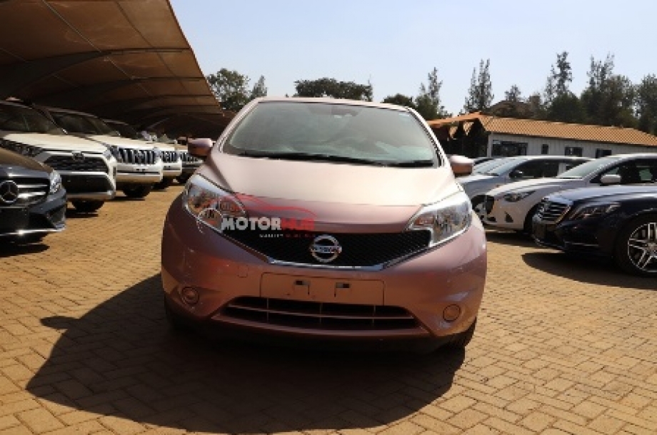 Nissan Note 2015