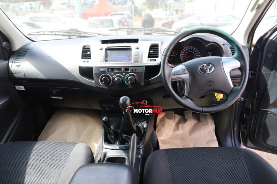 Toyota Hilux Double Cab 2014