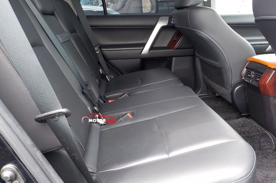 Toyota Land Cruiser Prado 2015