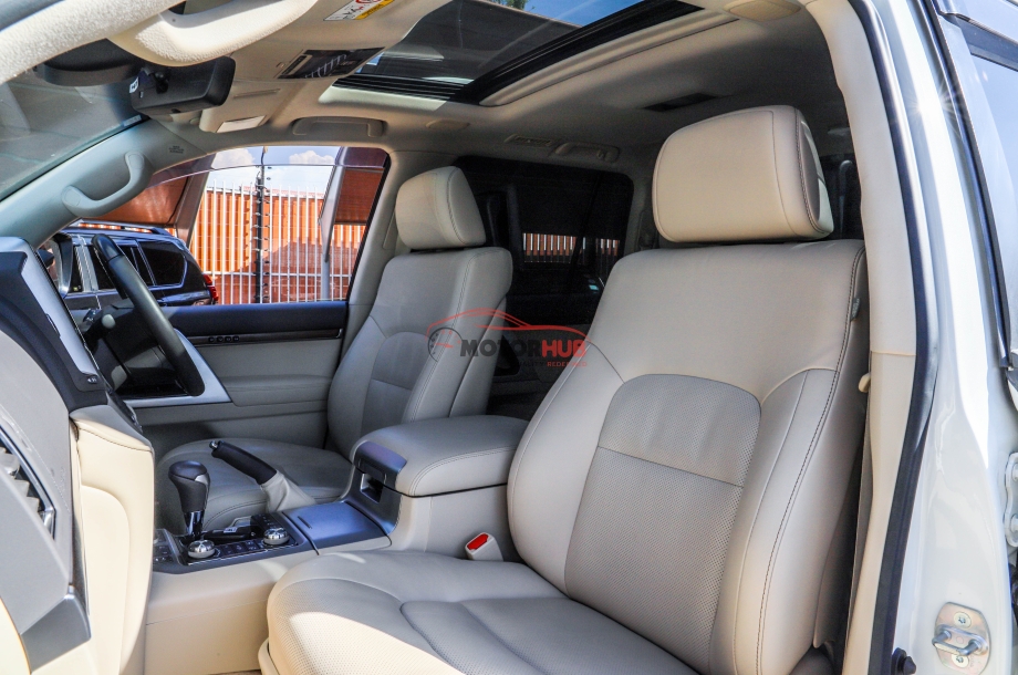 Toyota Land Cruiser V8 ZX 2018