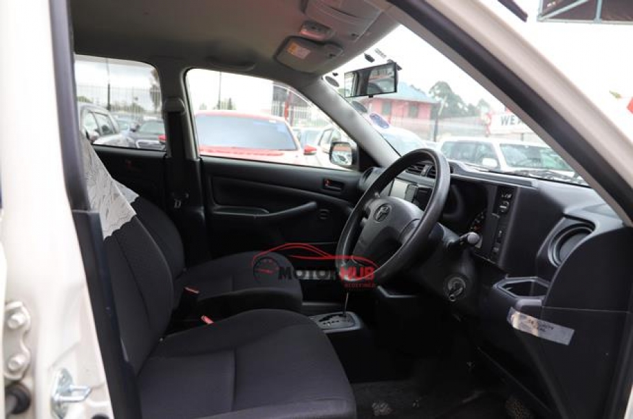 Toyota Probox 2015