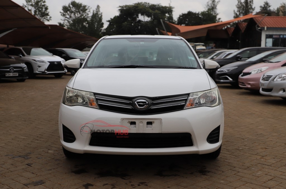 Toyota Axio 2013