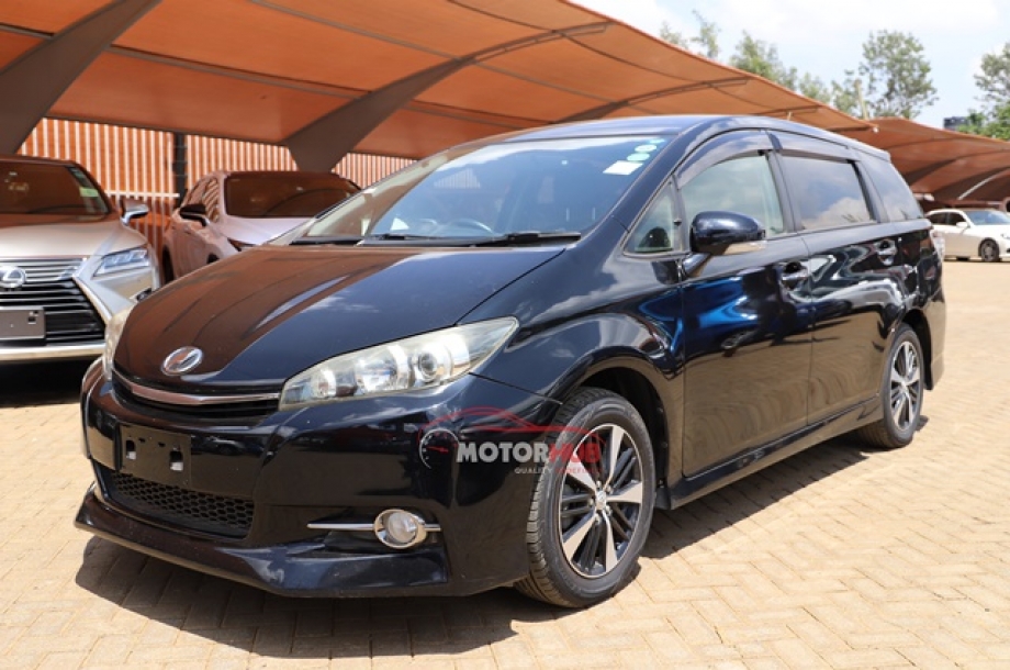 Toyota Wish 2015