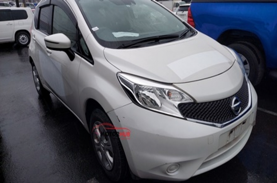 Nissan Note 2015