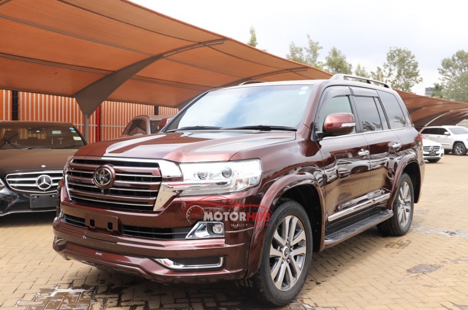 Toyota Land Cruiser V8 2016