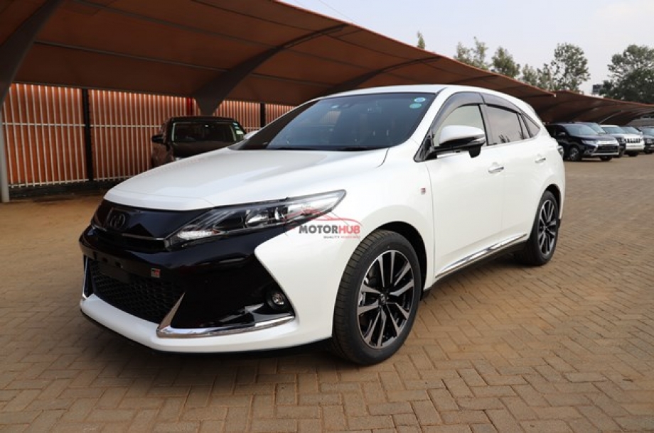 Toyota Harrier 2018