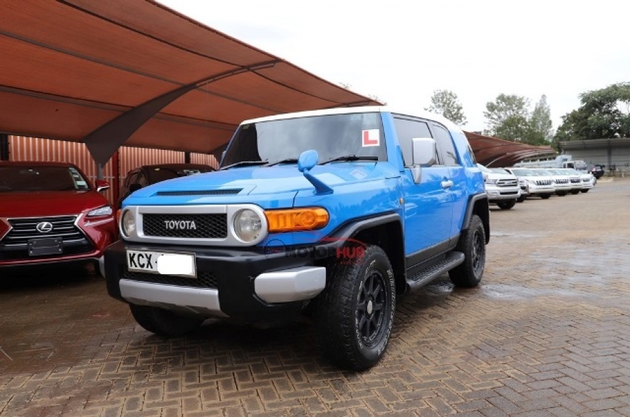 Toyota FJ Cruiser 2012