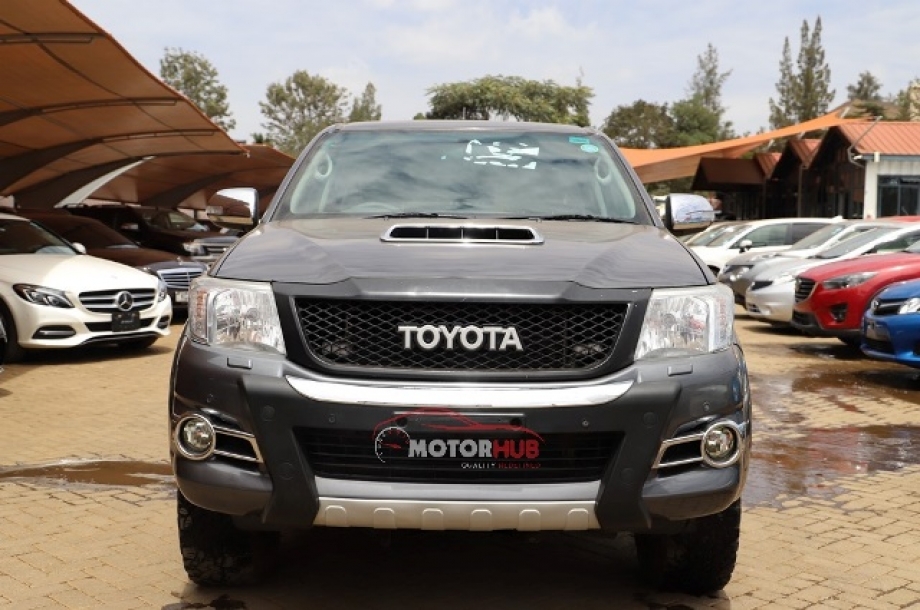 Toyota Hilux Double Cab 2016