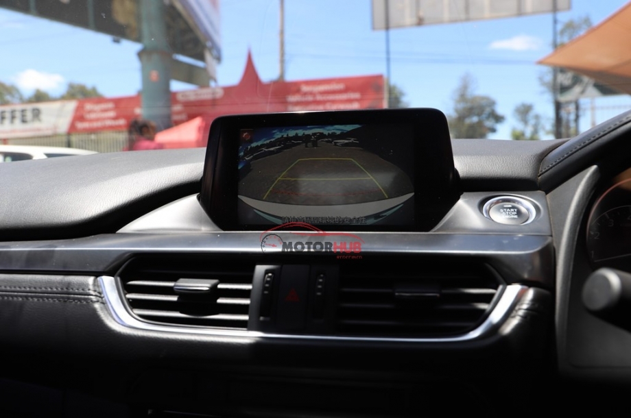 Mazda Atenza 2015