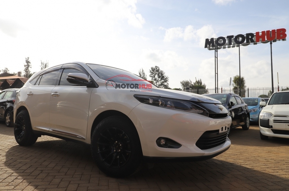 Toyota Harrier 2014