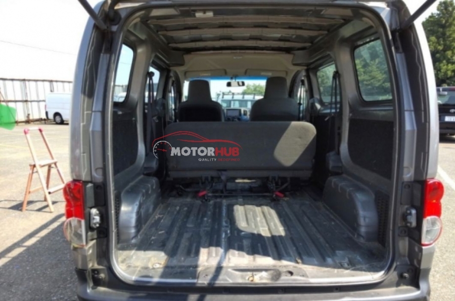 Nissan NV200 2016