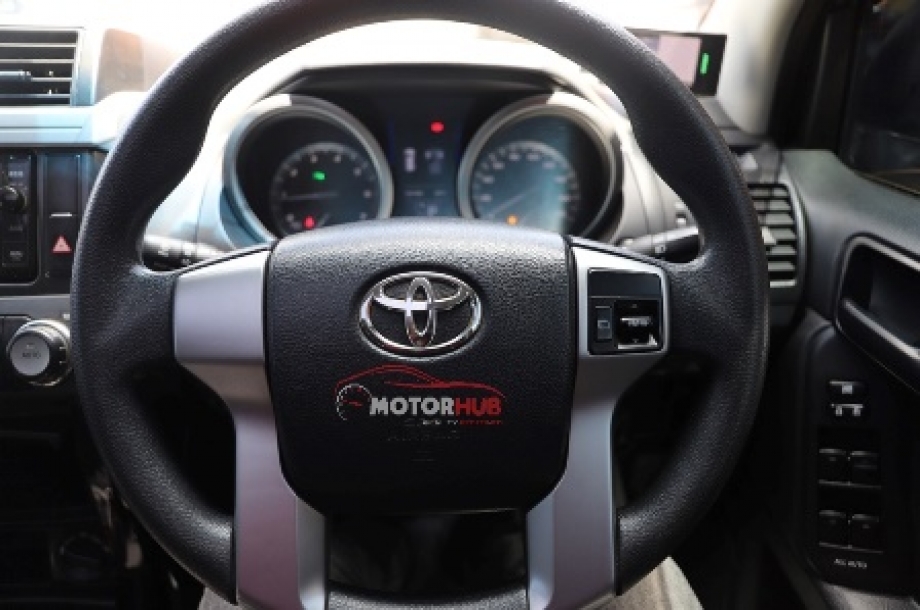 Toyota Land Cruiser Prado 2015