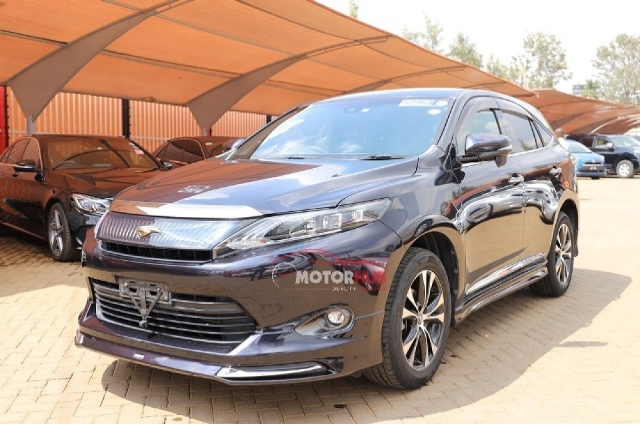 Toyota Harrier 2016