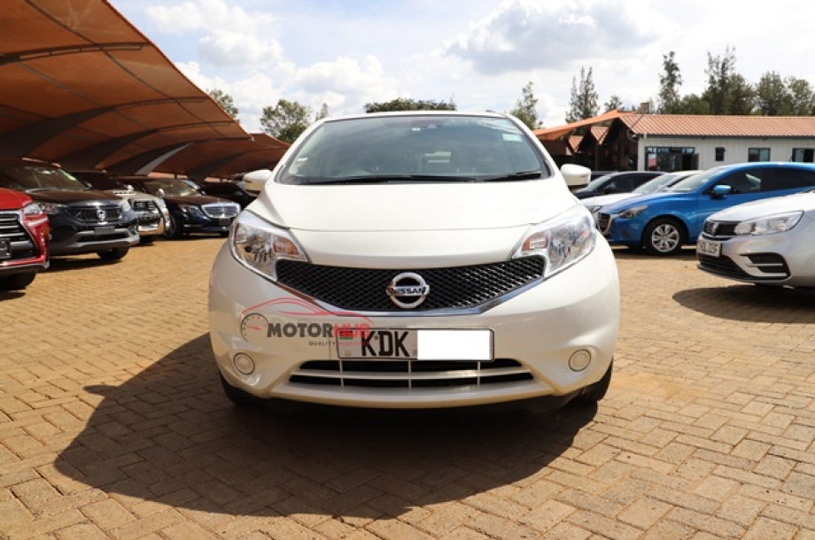 Nissan Note 2015