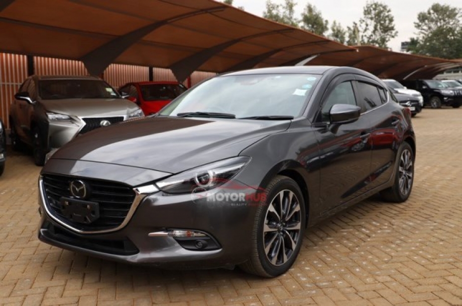 Mazda Axela 2016