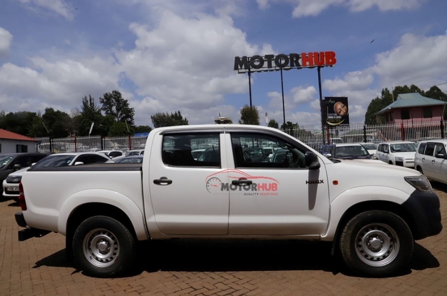 Toyota Hilux Double Cab 2016