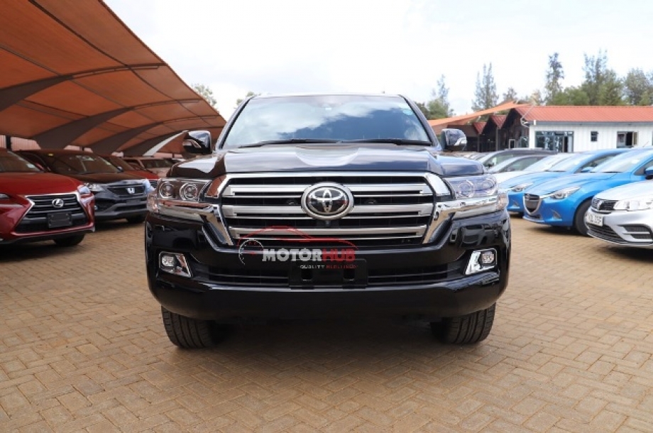 Toyota Land Cruiser V8 2015