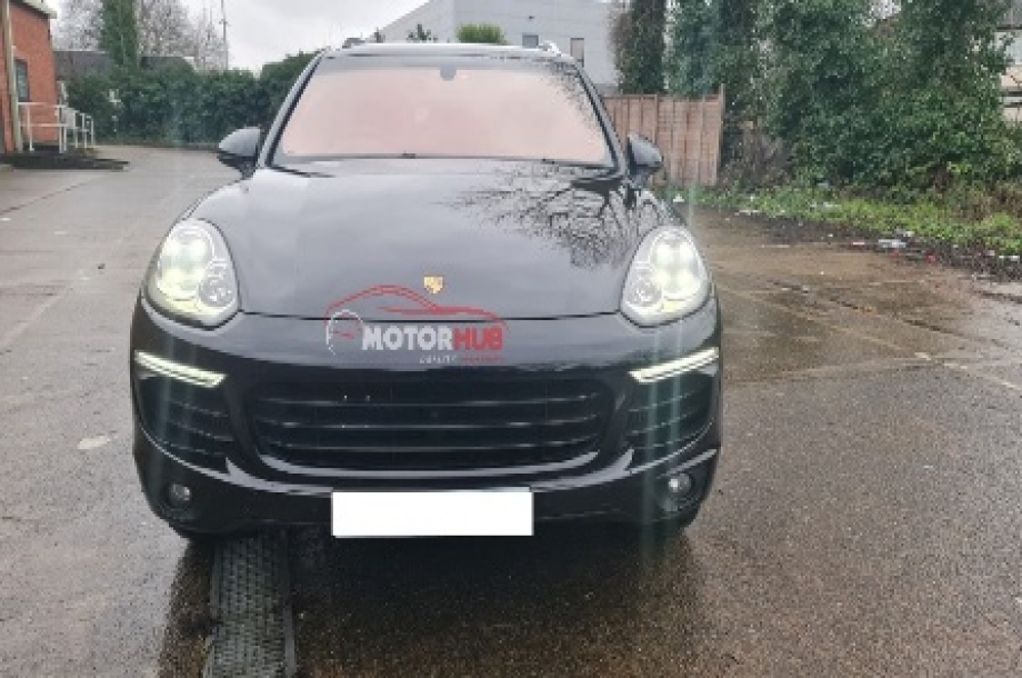 Porsche Cayenne 2016