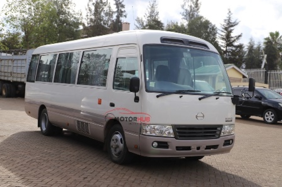 Hino Riesse Bus 2013