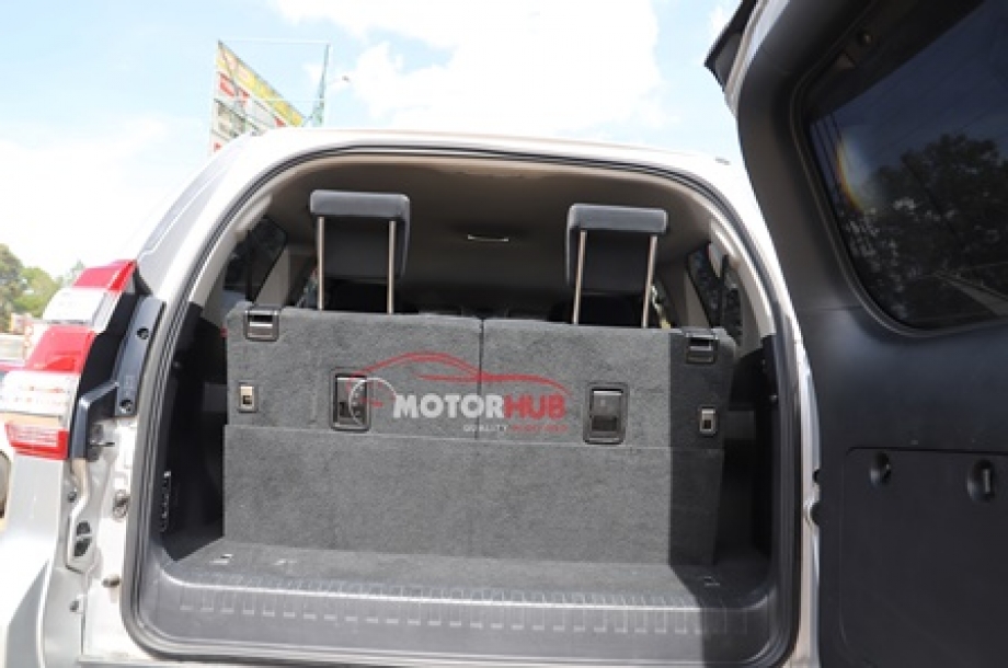 Toyota Land Cruiser Prado 2014