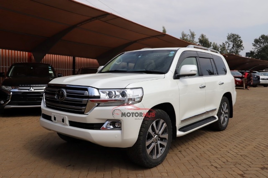 Toyota Land Cruiser V8 ZX 2016