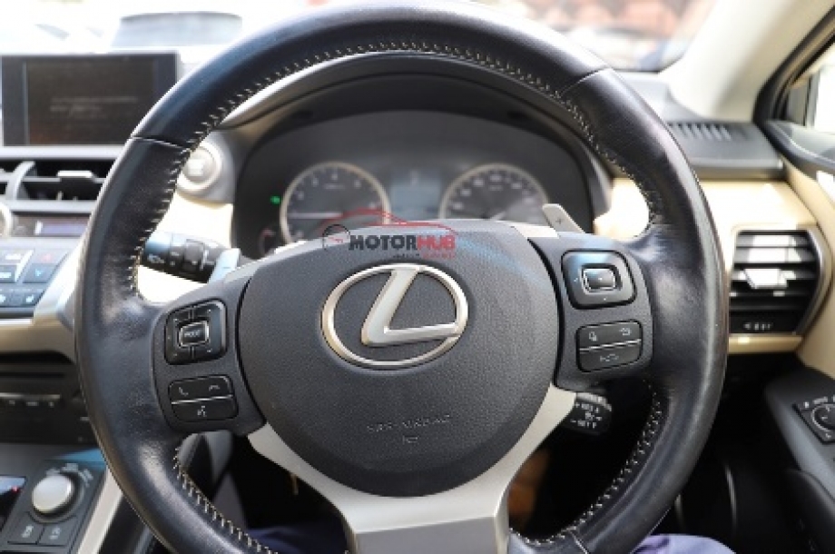 Lexus NX200T 2015