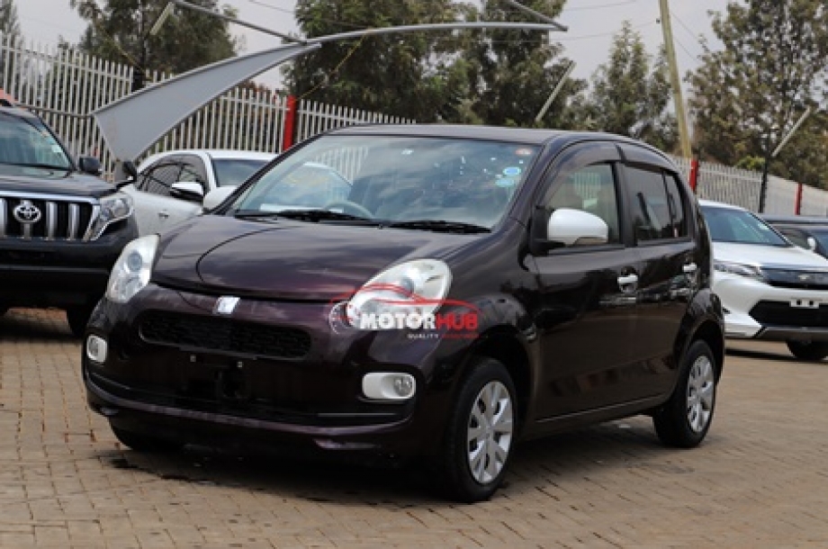 Toyota Passo 2015