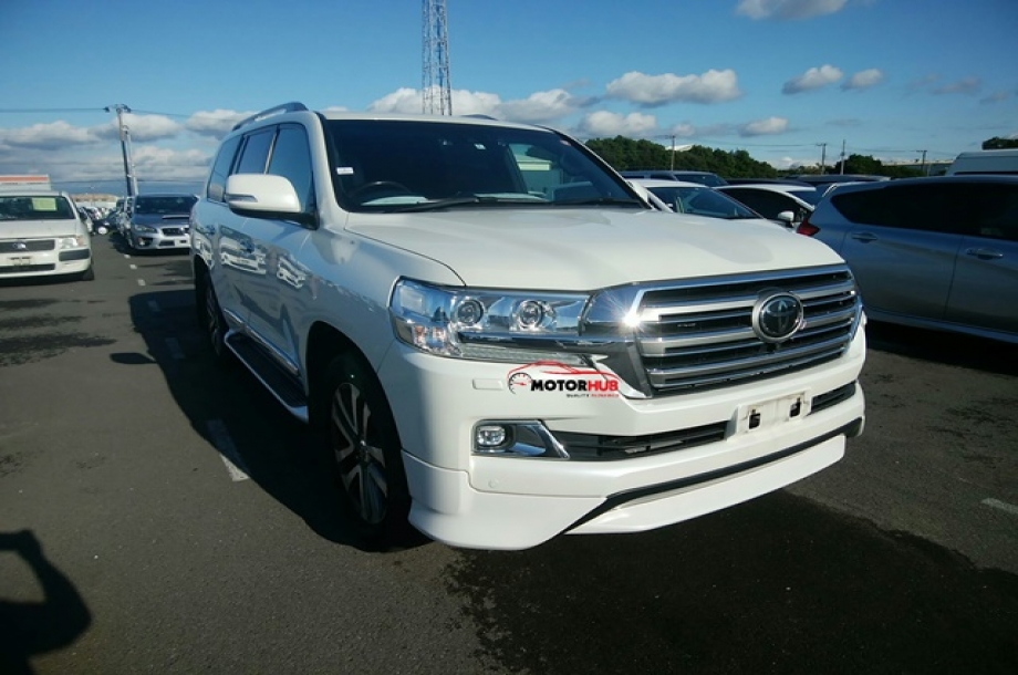 Toyota Land Cruiser V8 ZX 2015
