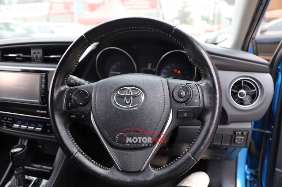 Toyota Auris 2016