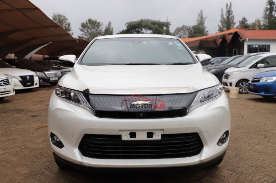 Toyota Harrier 2016