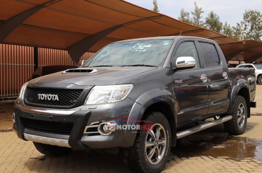 Toyota Hilux Double Cab 2016