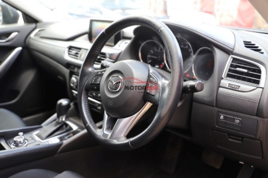 Mazda Atenza 2015