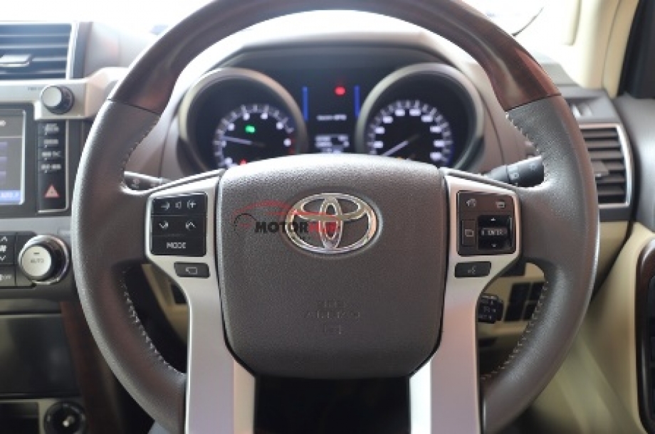 Toyota Land Cruiser Prado 2016