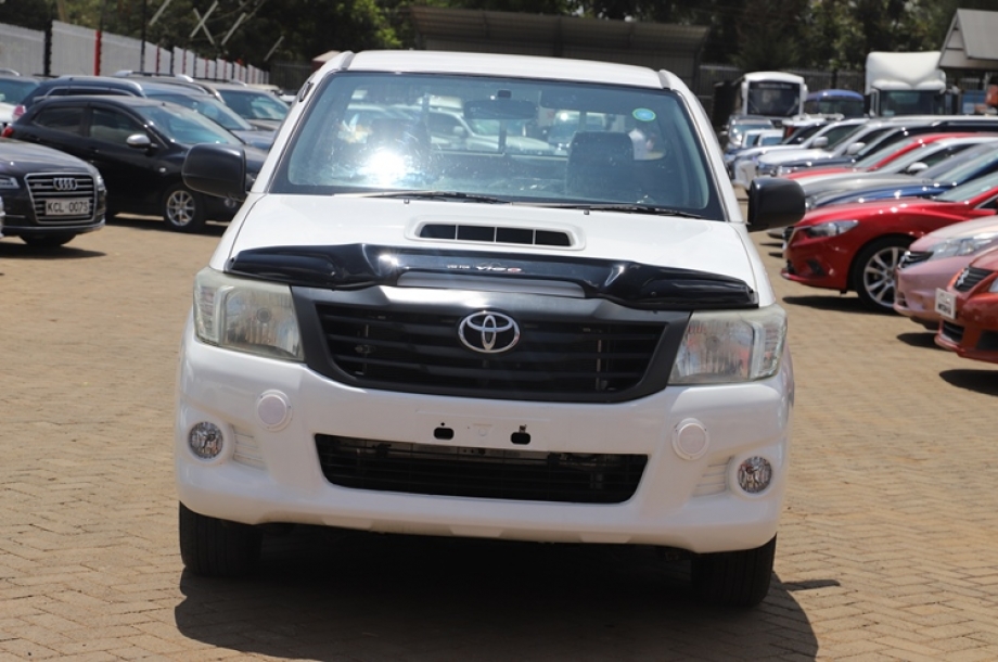 Toyota Hilux Single Cab 2014
