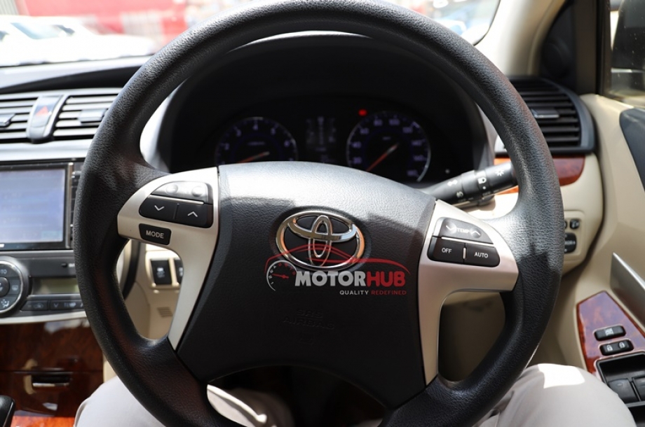 Toyota Premio 2015