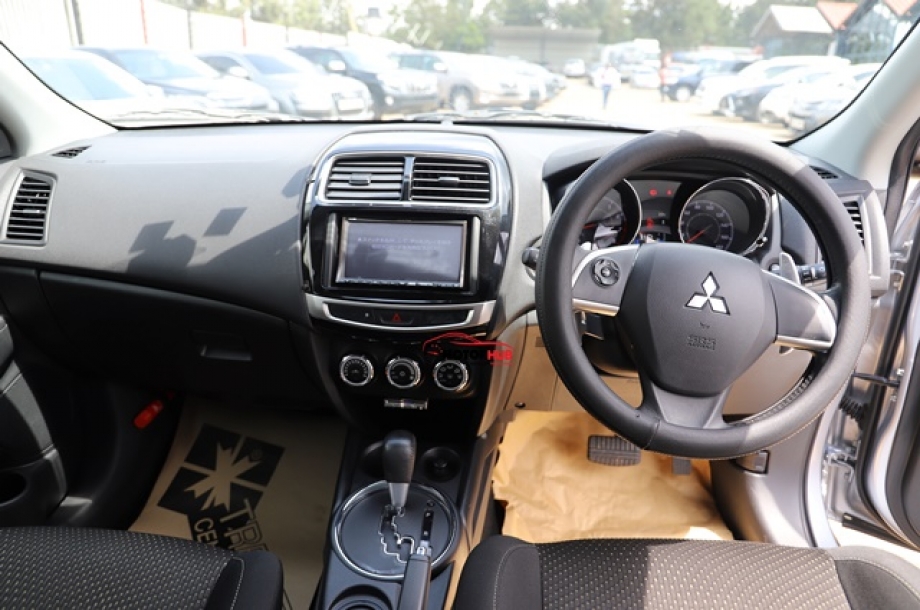 Mitsubishi RVR 2015